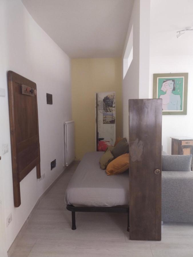 La Tana Dell'Artista Hotel Arco Exterior photo